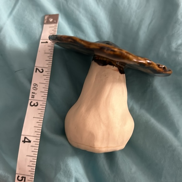 Mushroom Ceramic Decor - Picture 4 of 8